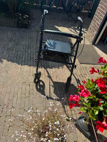 Lucovitaal rollator beschikbaar voor biedingen