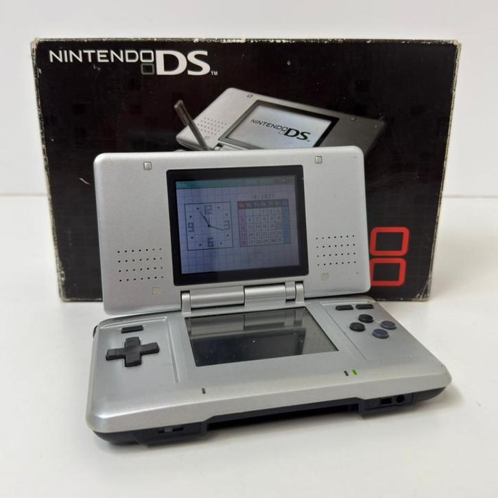 Nintendo DS 1e gen grijs | Gebruikt | Incl. lader, Spelcomputers en Games, Games | Nintendo DS, Gebruikt