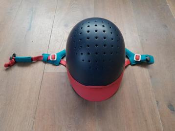 Paardrijcap Fouganza, 52-55cm beschikbaar voor biedingen