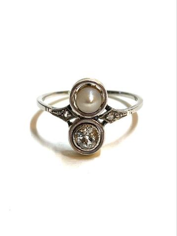 14k antiek witgouden ring met diamant en parel beschikbaar voor biedingen