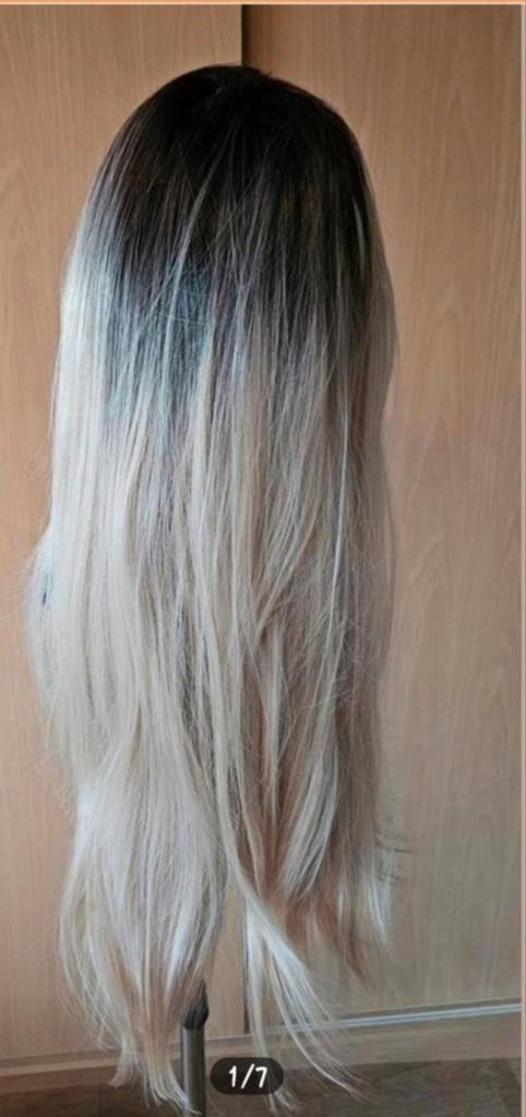 Mooie lacewig, Kleding | Dames, Hoeden en Petten, Ophalen of Verzenden