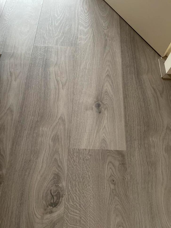 Zo goed als nieuwe vloer Lundia Robuust Elsa incl ondervloer, Doe-het-zelf en Verbouw, Vloerdelen en Plavuizen, Zo goed als nieuw