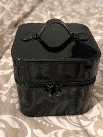 Chanel Beautycase beschikbaar voor biedingen