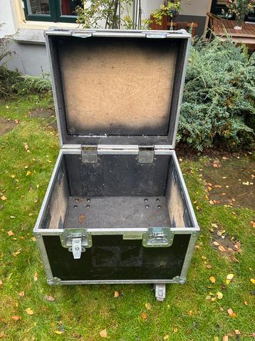 Flightcase 70x60x50 beschikbaar voor biedingen