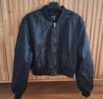 Leuke zwarte bomber (maat s) van Stradivarius, Zwart, Ophalen of Verzenden, Zo goed als nieuw, Maat 36 (S)