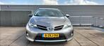 Toyota Auris 1.8 Hybrid Lease+ Navigatie | Camera | Trekhaak, Gebruikt, 4 cilinders, Bruin, Metallic lak