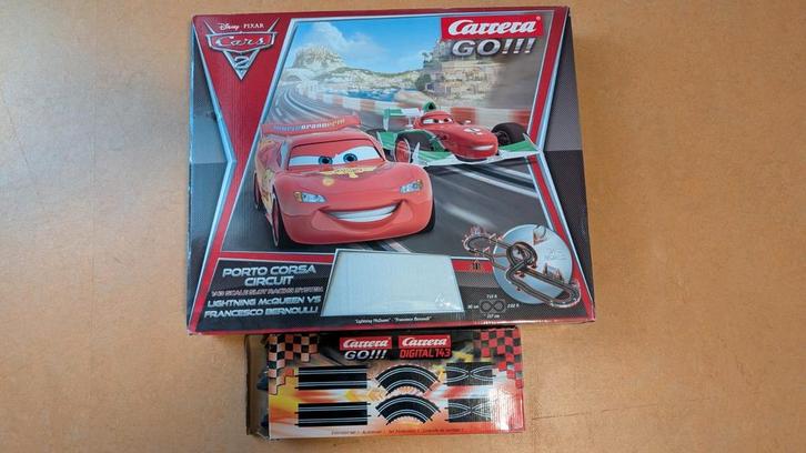 Carrera Racebaan met Cars - Compleet!, Kinderen en Baby's, Speelgoed | Racebanen, Zo goed als nieuw, Racebaan, Elektrisch, Carrera