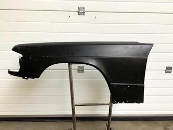 Mercedes W201 190D 190E Linker voorscherm spatbord  beschikbaar voor biedingen