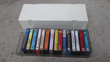 15 audio-cassettes in opbergdoos beschikbaar voor biedingen