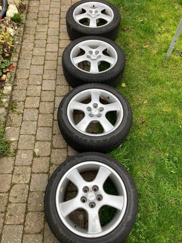 Oz aluminium wielen met goede profiel zommerband, 245 mm, 17 inch, Ophalen of Verzenden, Zomerbanden