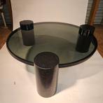 Glazen salontafel met cilindervormige poten, Huis en Inrichting, Tafels | Salontafels, Ophalen, Gebruikt, 50 tot 100 cm, 50 tot 100 cm
