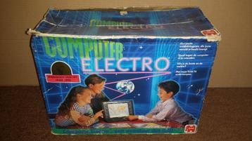 Computer Electro speelgoed van het jaar 1992 beschikbaar voor biedingen
