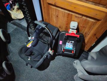 Maxi cosi met isofix beschikbaar voor biedingen