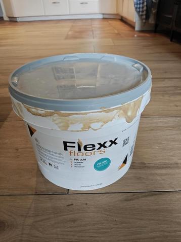 PVC/vinyl lijm  beschikbaar voor biedingen