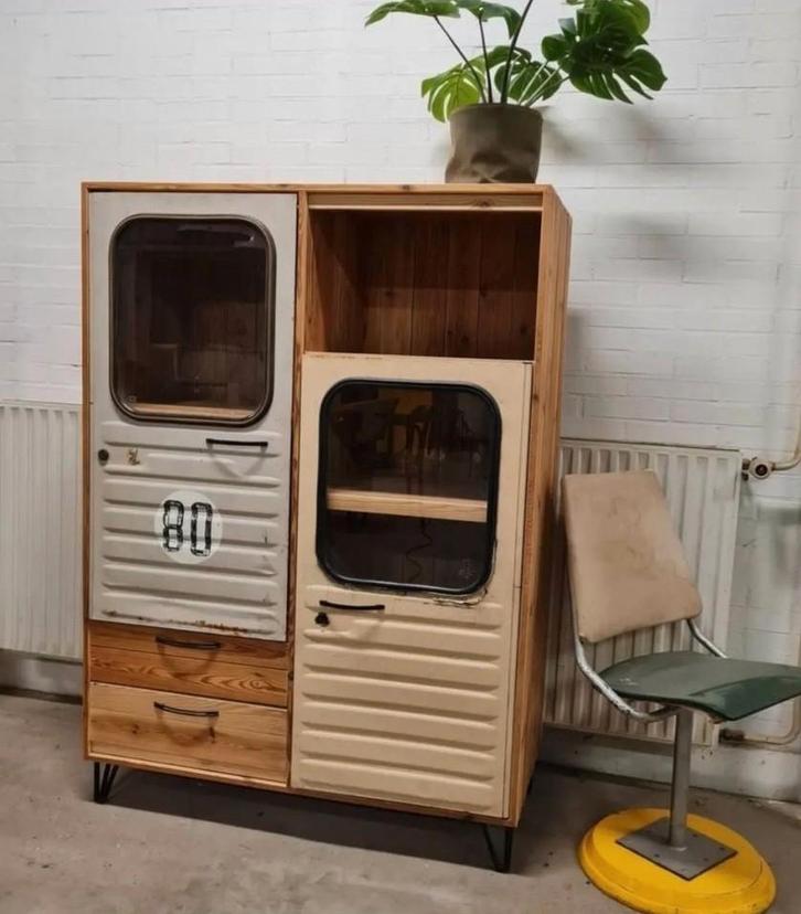 Unieke Kast met Acadiane Deuren - Mancave Eyecatcher, Antiek en Kunst, Antiek | Meubels | Kasten, Ophalen