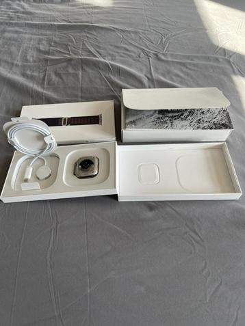 Apple Watch Ultra 2 49mm Titanium beschikbaar voor biedingen
