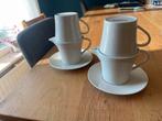 Theekannetje met mok, Huis en Inrichting, Ophalen of Verzenden, Gebruikt, Overige stijlen, Kop(pen) en/of Schotel(s)