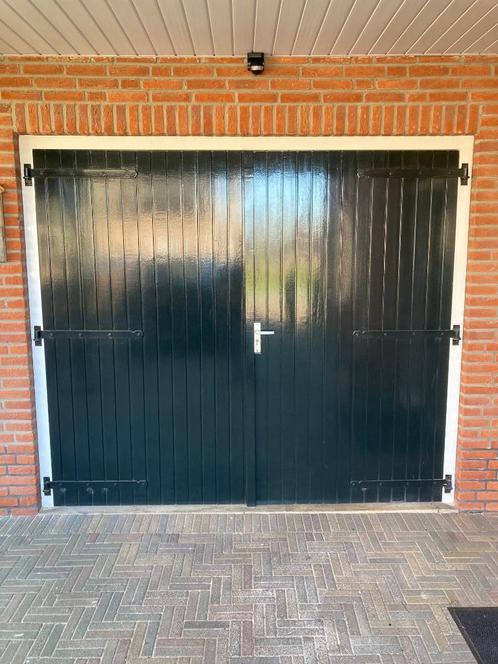 dubbele garagedeur, Doe-het-zelf en Verbouw, Deuren en Horren, Gebruikt, Garagedeur, 200 tot 215 cm, 120 cm of meer, Hout, Ophalen