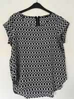 Zwart met wit shirtje van ONLY maat 38, Maat 38/40 (M), Zwart, Ophalen of Verzenden, Zo goed als nieuw
