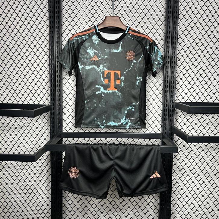 Nieuw Bayern München Kinderset  Uniek Design Shirt + Broekje, Sport en Fitness, Voetbal, Nieuw, Shirt, Verzenden