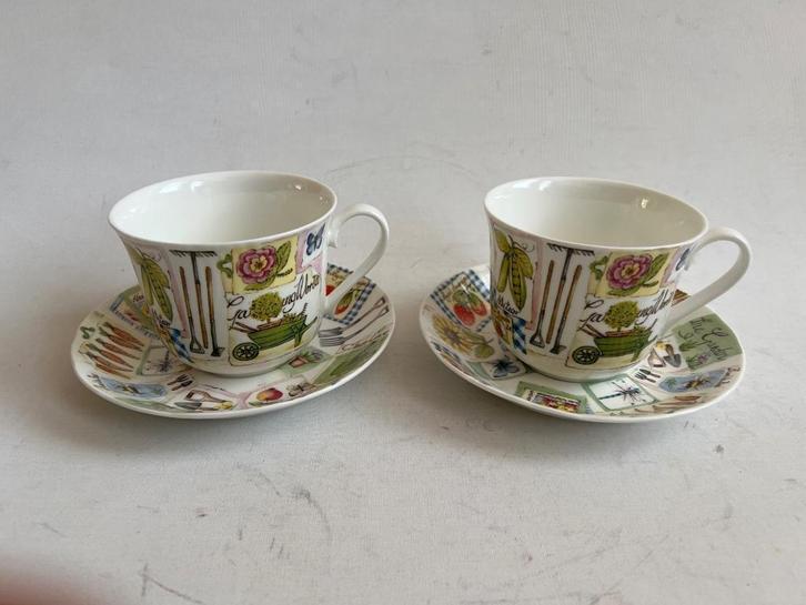 My Garden Roy Kirkham kop en schotel 2x, Huis en Inrichting, Keuken | Servies, Zo goed als nieuw, Kop(pen) en/of Schotel(s), Overige stijlen