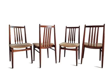 Schitterende vintage Scandinavische teak design stoelen beschikbaar voor biedingen