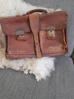 Oude vintage schooltas ,boekentas, Sieraden, Tassen en Uiterlijk, Tassen | Schooltassen, 30 tot 40 cm, Minder dan 30 cm, Bruin