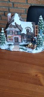 Kersthuisje met licht en watermolen die rond draaid, Diversen, Kerst, Ophalen, Gebruikt