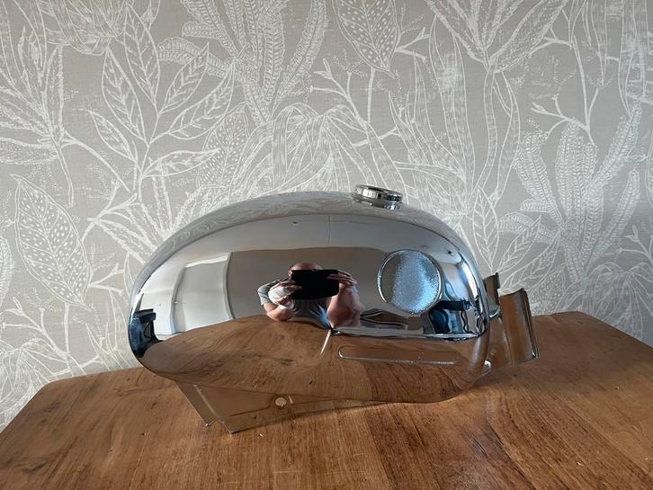 Zundapp druppeltank dubbel logo opnieuw verchroomd, Fietsen en Brommers, Brommeronderdelen | Zundapp, Tank, Ophalen