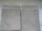 2 handdoekjes gastendoekjes zandkleur mooie rand nieuw 50x50, Ophalen of Verzenden, Nieuw, Beige, Gastendoekje