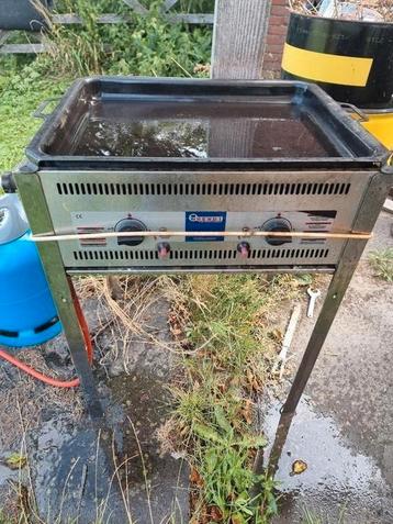 Handi slagers gas barbecue tafelmodel met opzetbare poten beschikbaar voor biedingen