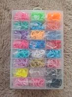 Nieuwe doos met haarelastiekjes, Sieraden, Tassen en Uiterlijk, Uiterlijk | Haarverzorging, Ophalen of Verzenden, Nieuw