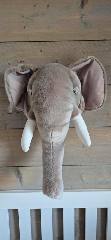 Wild&Soft George de olifant beschikbaar voor biedingen