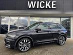 Volkswagen Tiguan 1.5 TSI ACT Highline R Line Panorama Led M, Auto's, 4 cilinders, 150 pk, Alcantara, Zwart