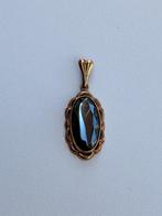 Antiek gouden hanger met hematiet, Sieraden, Tassen en Uiterlijk, Antieke sieraden, Ophalen, Goud, Hanger