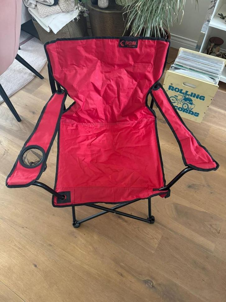 Rode Froyak campingstoel met bekerhouder, Caravans en Kamperen, Kampeermeubelen, Gebruikt, Campingstoel, Ophalen