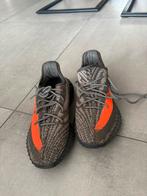 Yeezy 350 v2 carbon, Kleding | Heren, Schoenen, Overige kleuren, Overige typen, Ophalen of Verzenden, Zo goed als nieuw