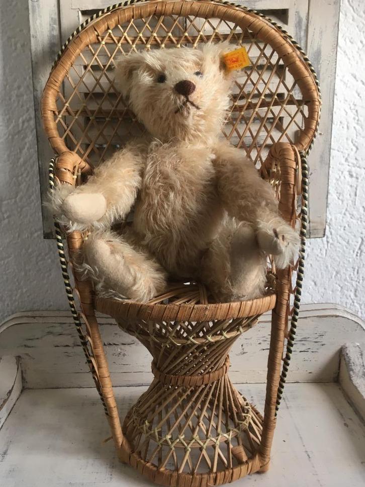 Grote rotan poppen of beren pauwenstoel stoel, Antiek en Kunst, Curiosa en Brocante, Ophalen of Verzenden