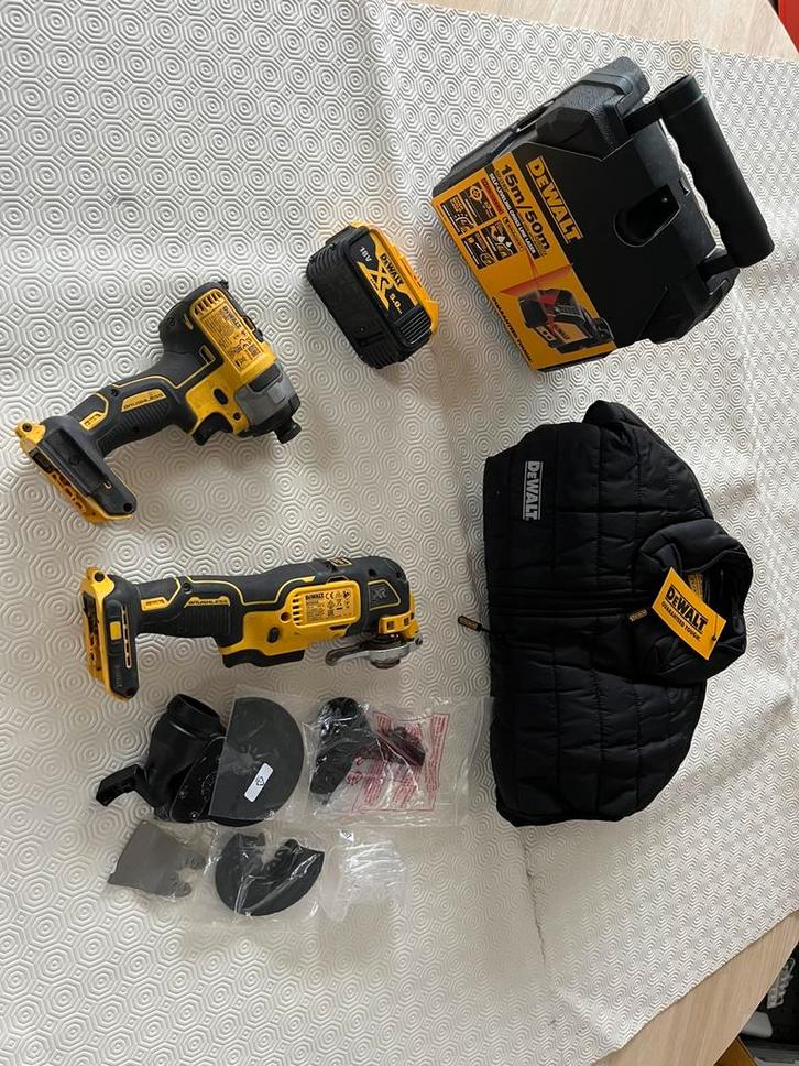 Set van Dewalt gereedschap op batterij, Doe-het-zelf en Verbouw, Gereedschap | Handgereedschap, Nieuw, Ophalen of Verzenden