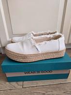 TOMS zo goed als nieuw espadrilles mt 38 in doos, Wit, Ophalen of Verzenden, Zo goed als nieuw, Toms