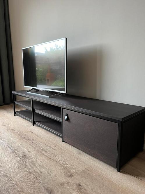 Bodilson ‘Strong’ TV-meubel, Huis en Inrichting, Kasten | Televisiemeubels, Zo goed als nieuw, Minder dan 100 cm, 150 tot 200 cm