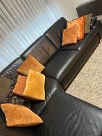 Hoekbank met tafel, Ophalen of Verzenden, Zo goed als nieuw