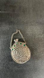 Medaillon tasje, Sieraden, Tassen en Uiterlijk, Antieke sieraden, Ophalen of Verzenden, Overige materialen, Hanger