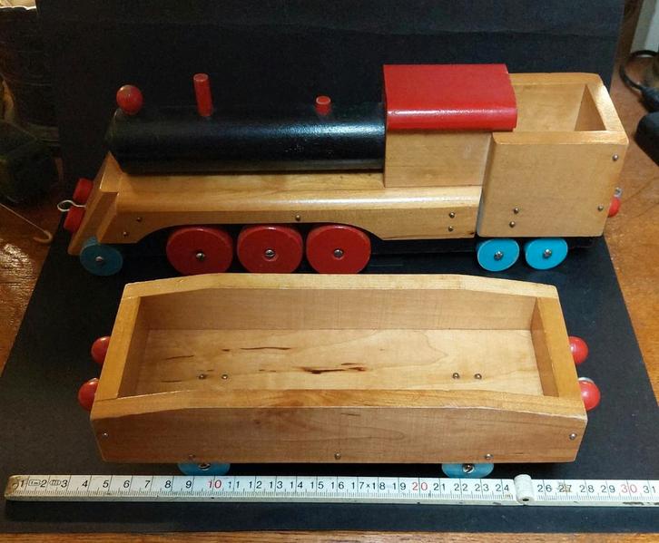 Locomotief met wagon, hout, gaaf en compleet 1950., Kinderen en Baby's, Speelgoed | Buiten | Zandbakken, Zo goed als nieuw, Ophalen of Verzenden