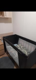 Zwart camping bedje, Kinderen en Baby's, Babywiegjes en Ledikanten, Ophalen, Zo goed als nieuw, Reisbedje