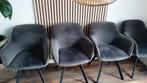 Grijze velourse eetkamer stoelen 4 stuks, Huis en Inrichting, Stoelen, Ophalen, Zo goed als nieuw, Grijs