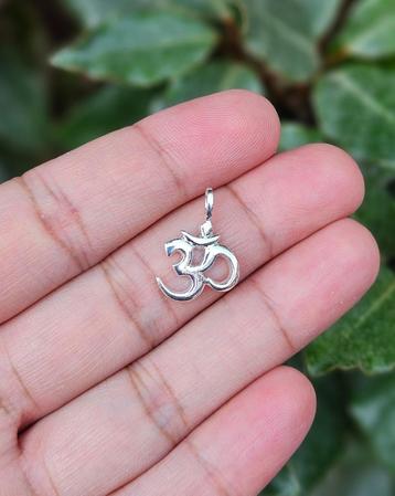 Ohm Hanger Nove - Echt Zilver beschikbaar voor biedingen