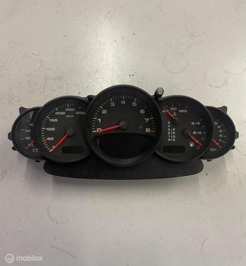 Tellerklok teller dashboard Porsche 911 996 99664122603 beschikbaar voor biedingen
