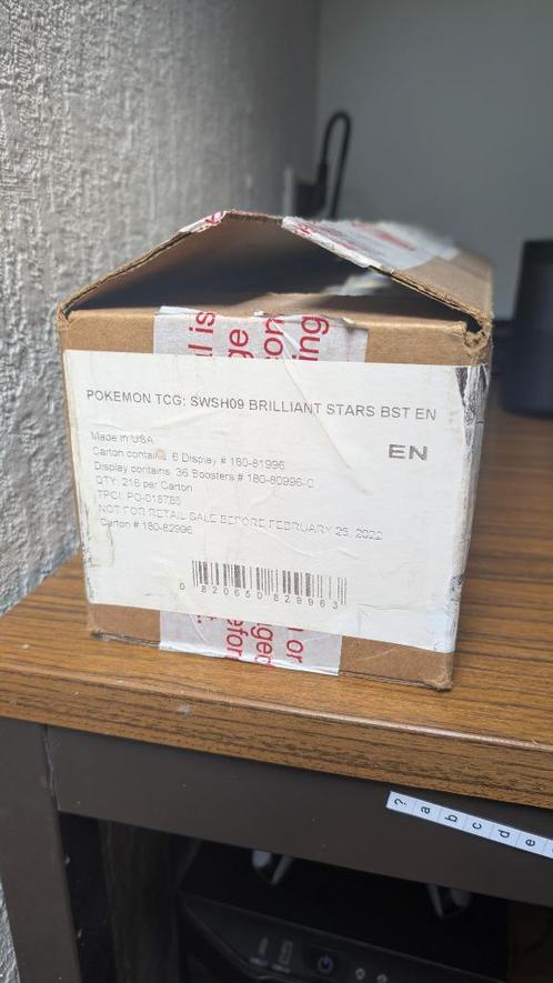 Booster box case Pokemon Brilliant Stars, Hobby en Vrije tijd, Verzamelkaartspellen | Pokémon, Nieuw, Booster, Ophalen of Verzenden