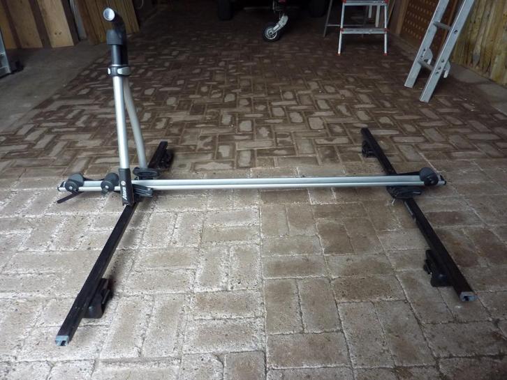 Dakdrager met fietsbeugel, Auto diversen, Fietsendragers, Zo goed als nieuw, Dakdrager, 1 fiets, Ophalen